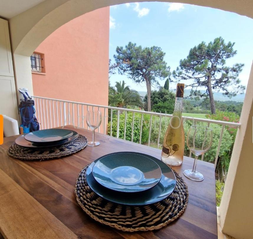 Studio Apartment - Domaine Du Golf Resort Roquebrune-sur Argens Εξωτερικό φωτογραφία