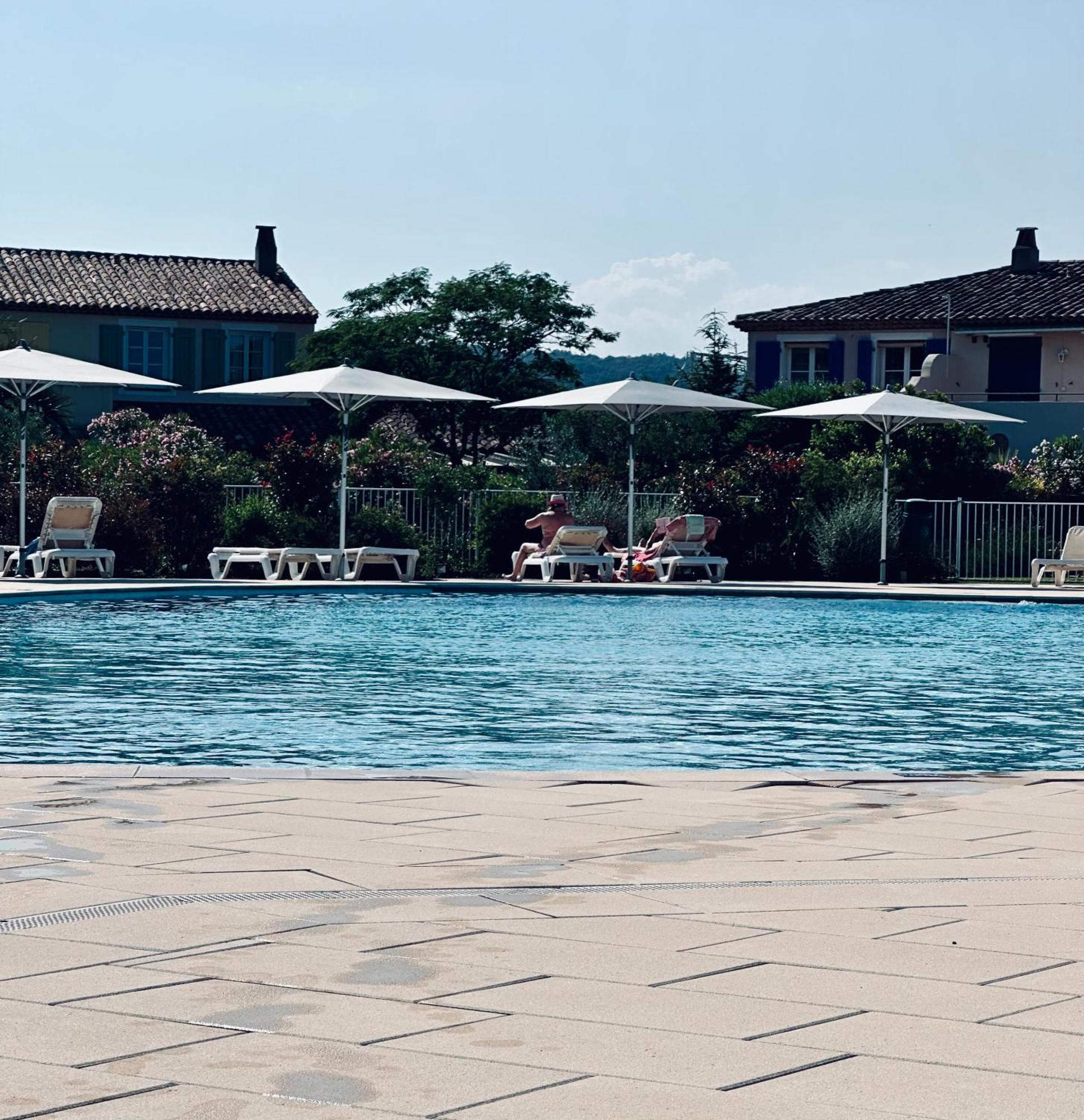 Studio Apartment - Domaine Du Golf Resort Roquebrune-sur Argens Εξωτερικό φωτογραφία
